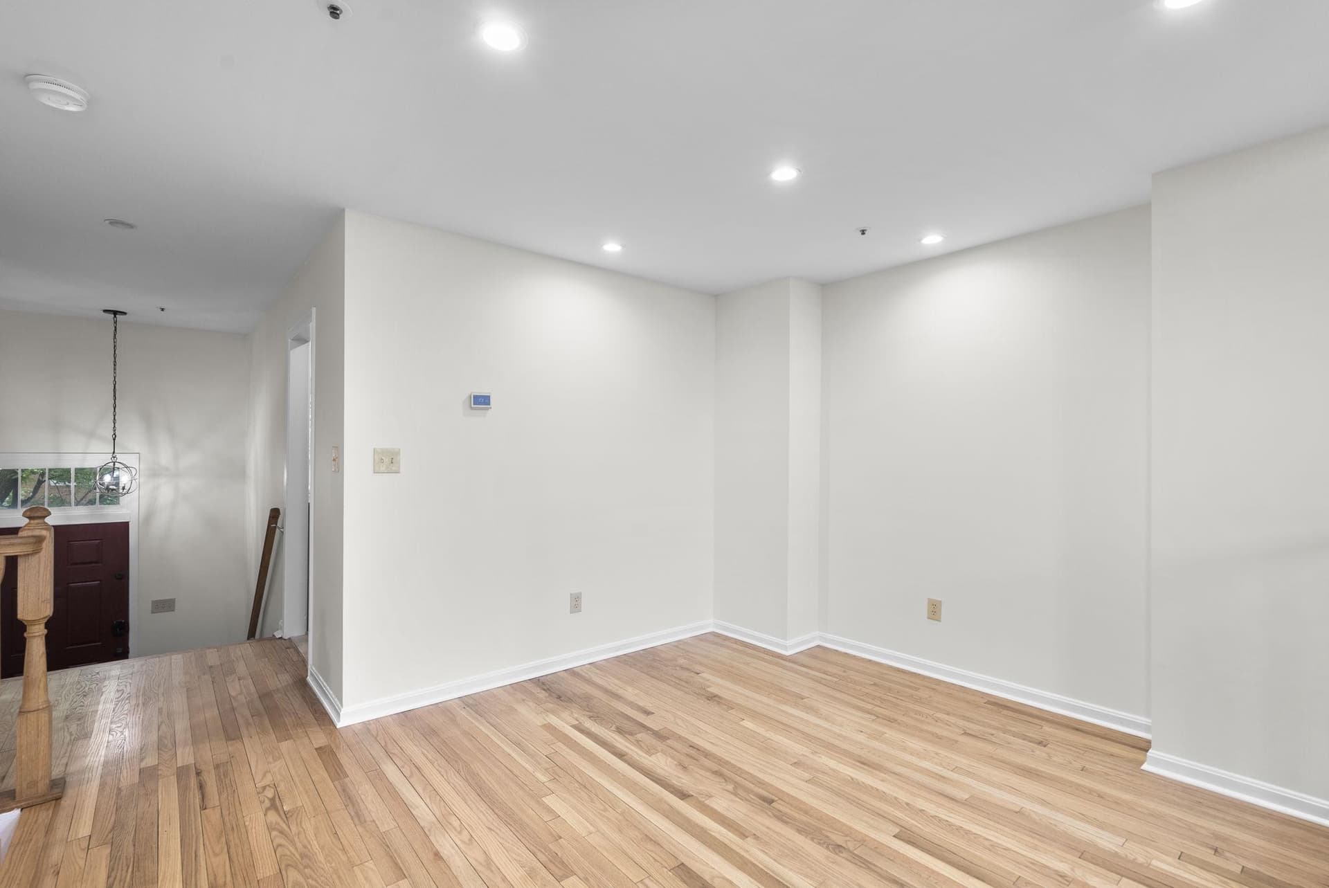 2040 Westchester Drive photo 17