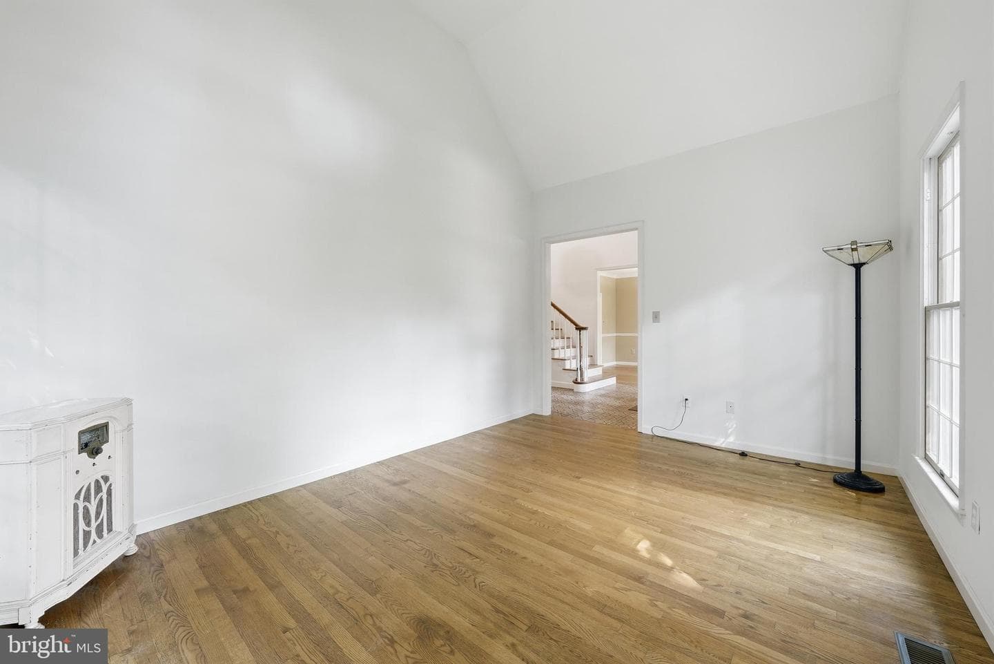 15802 Radwick Lane photo 5