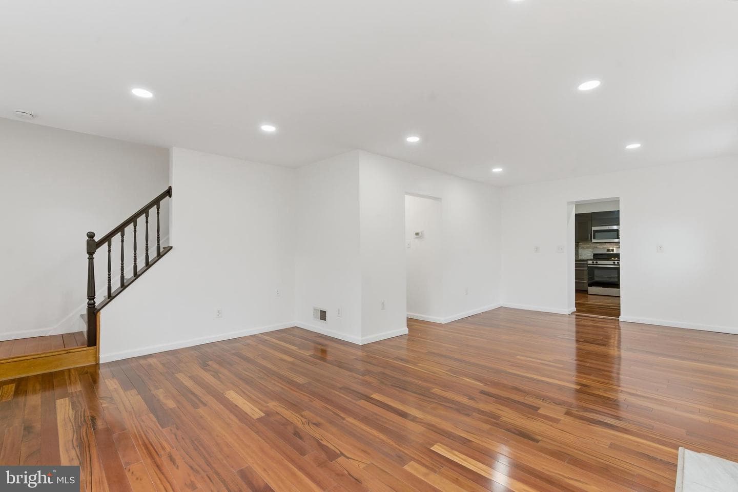 1511 Crest Road photo 38