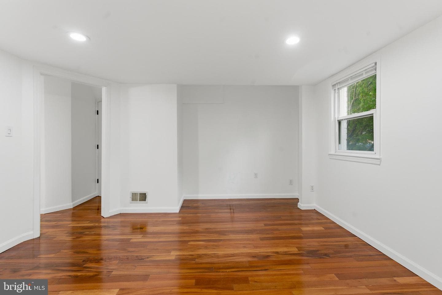 1511 Crest Road photo 53