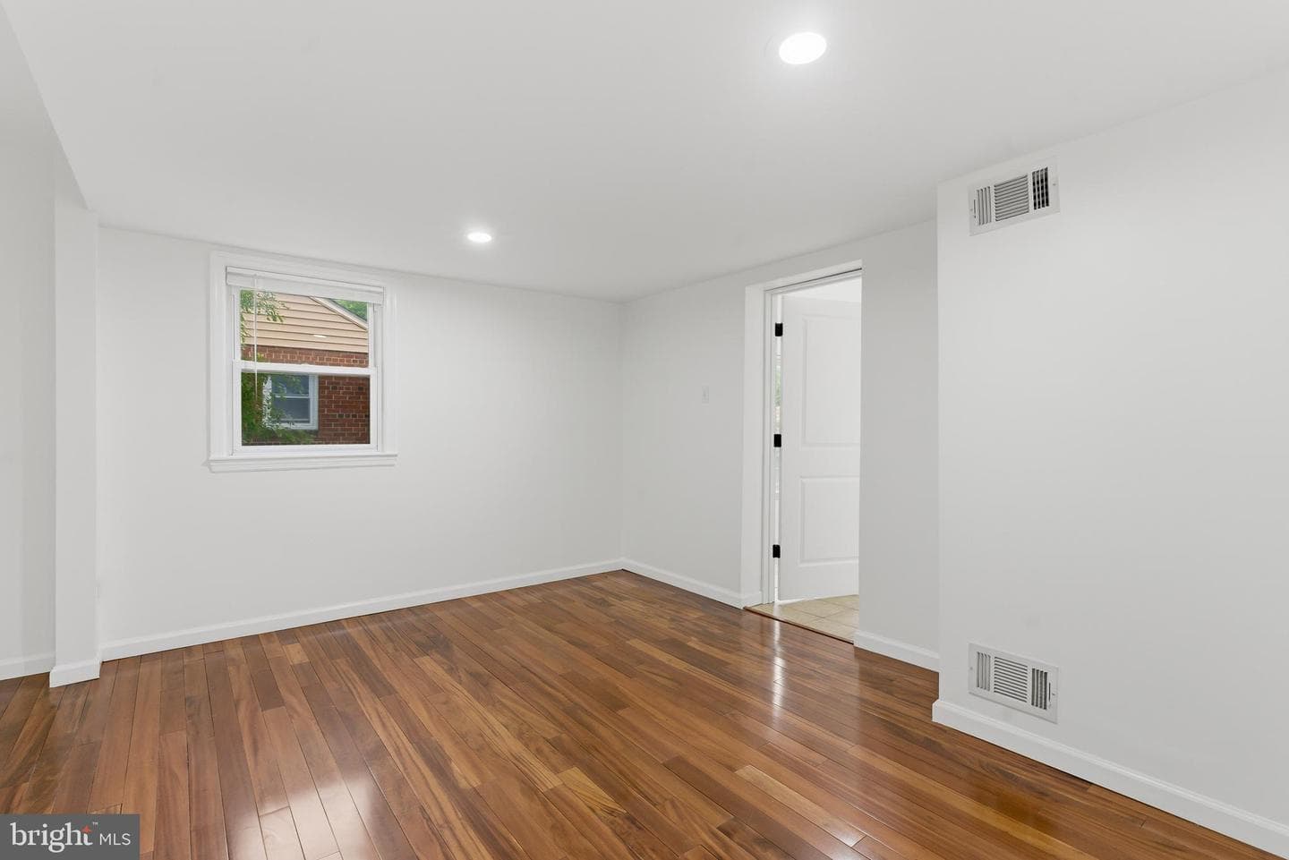 1511 Crest Road photo 56