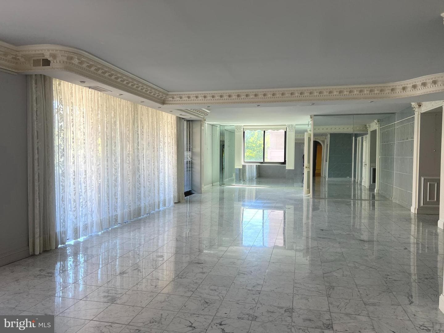 4550 N Park Avenue #512 photo 8
