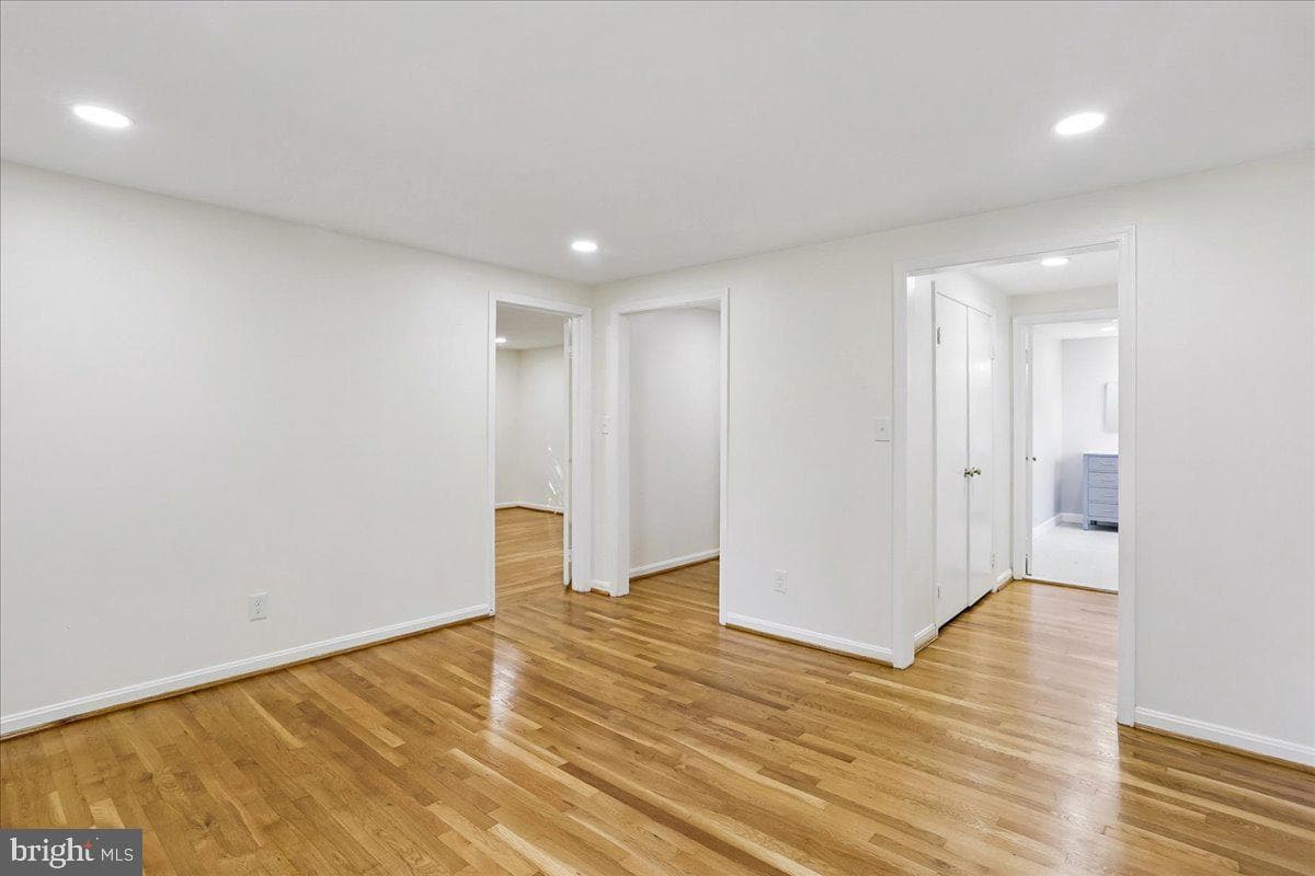 9812 Canal Road photo 21