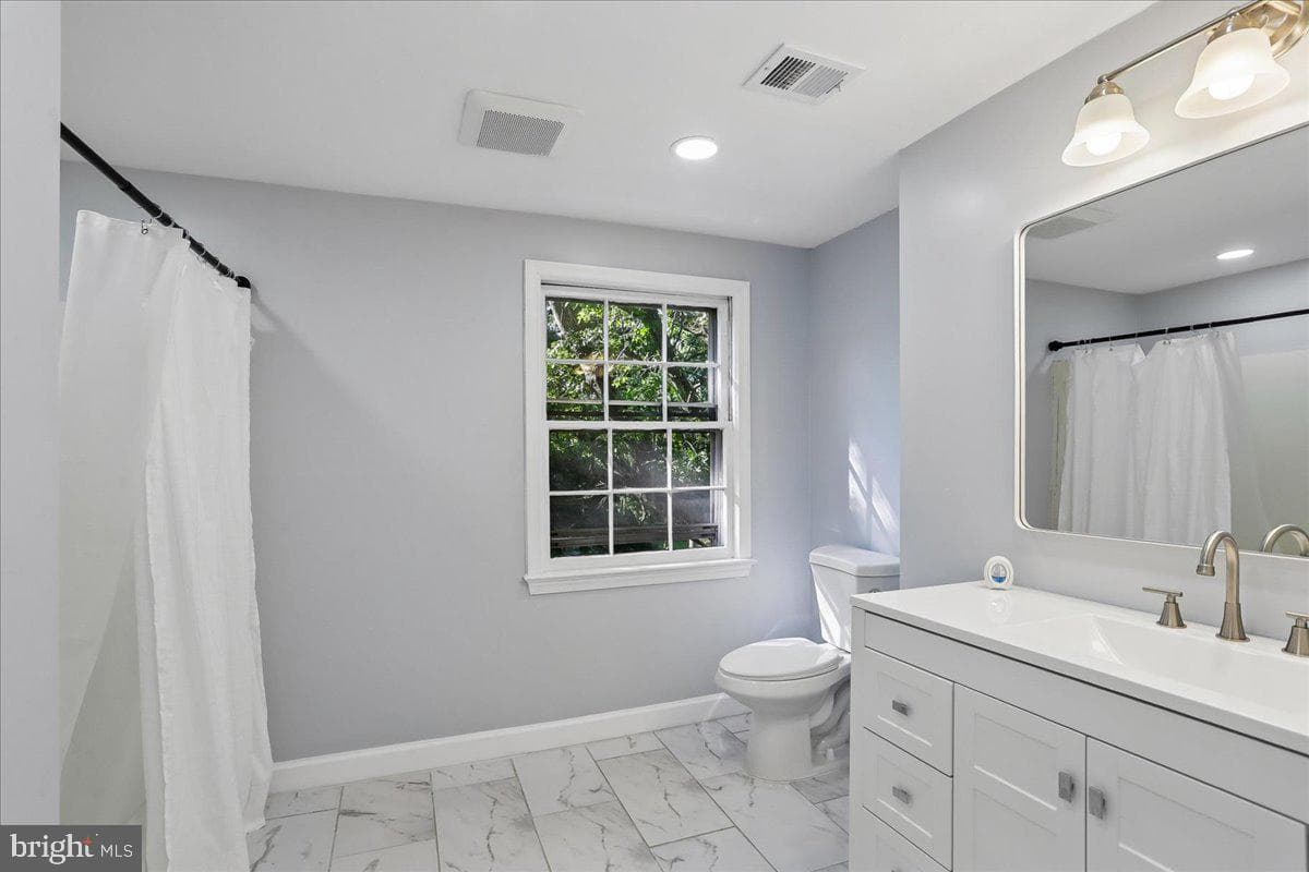 9812 Canal Road photo 28