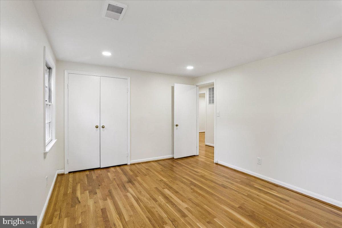9812 Canal Road photo 30