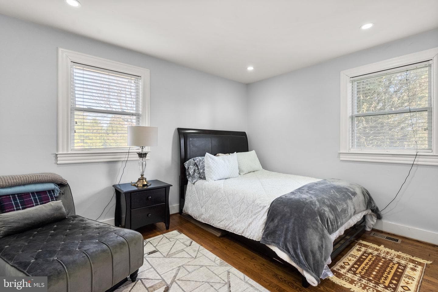 6401 Dorsey Road photo 28