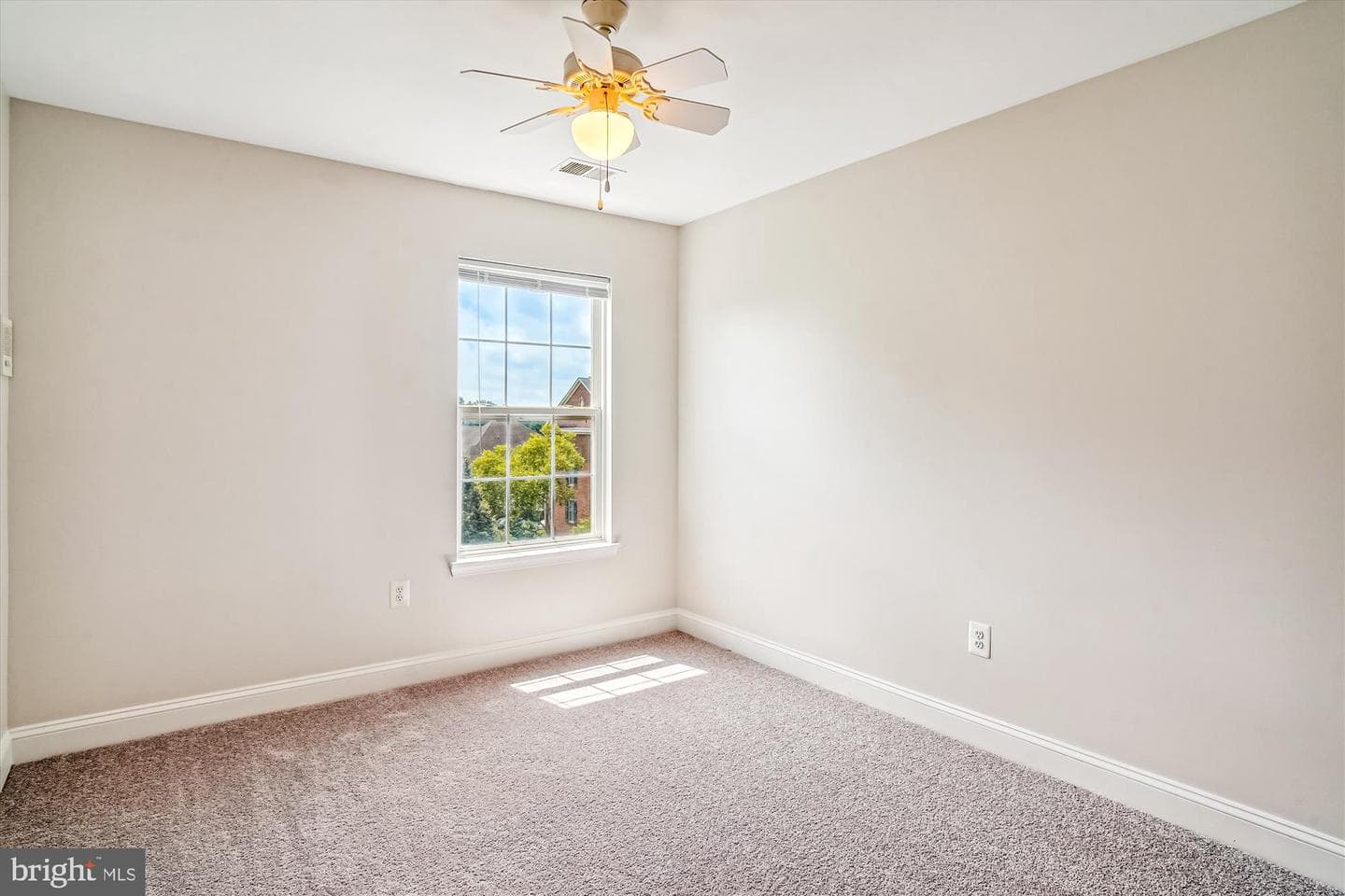 12962 Clarksburg Square Road photo 20