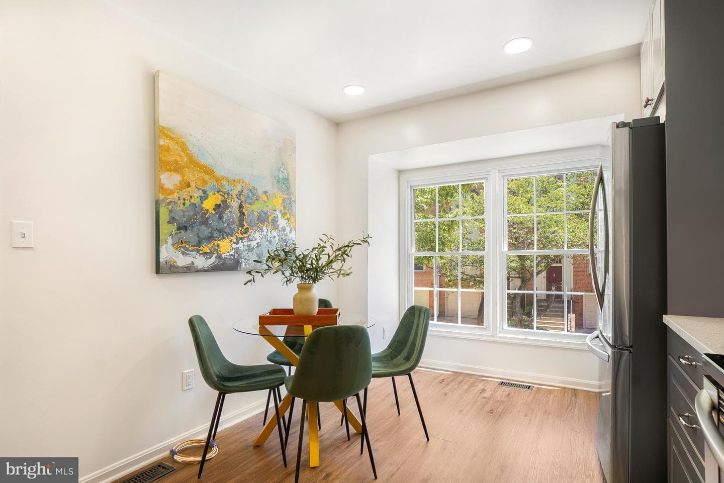 2045 Westchester Drive photo 6