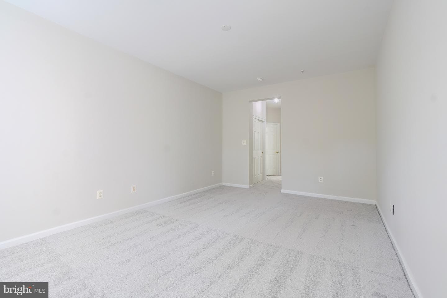 311 High Gables Drive #206 photo 27