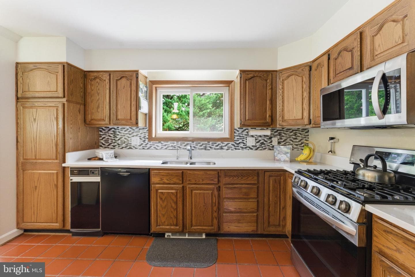 2100 Edgewater Parkway photo 12