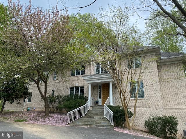 8309 Old Seven Locks Road, Bethesda