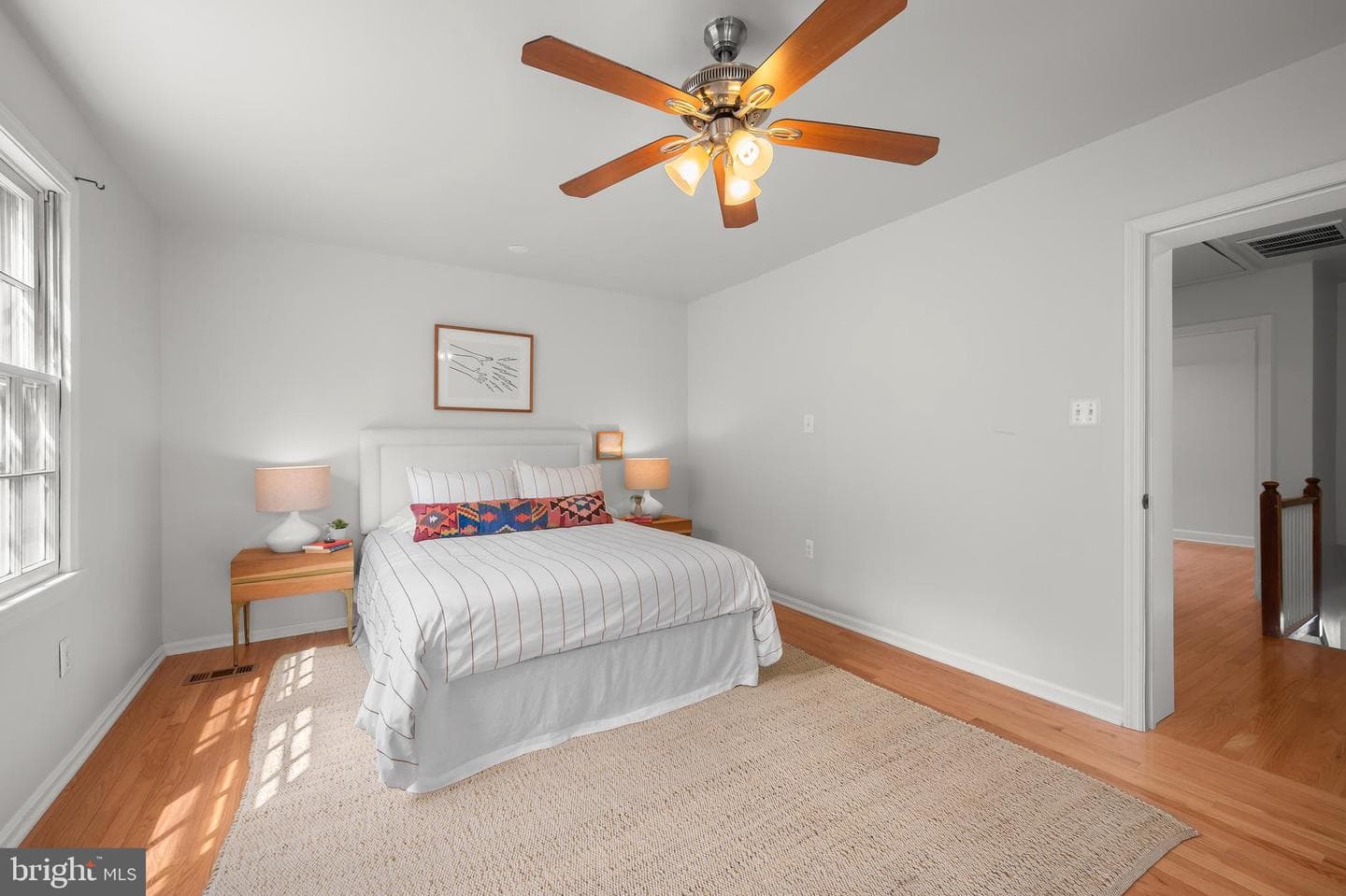 2110 Dayton Street photo 31