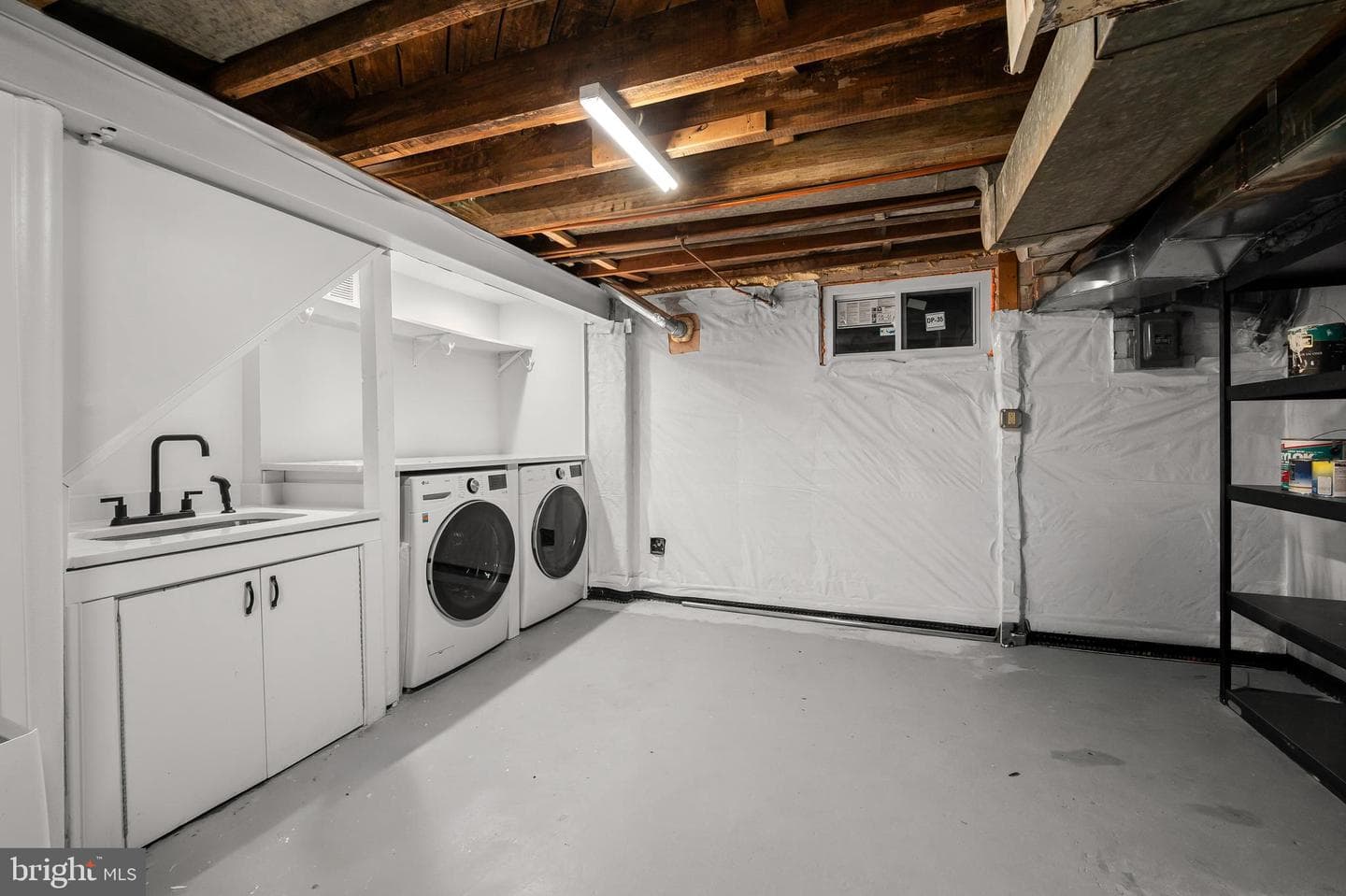2110 Dayton Street photo 42