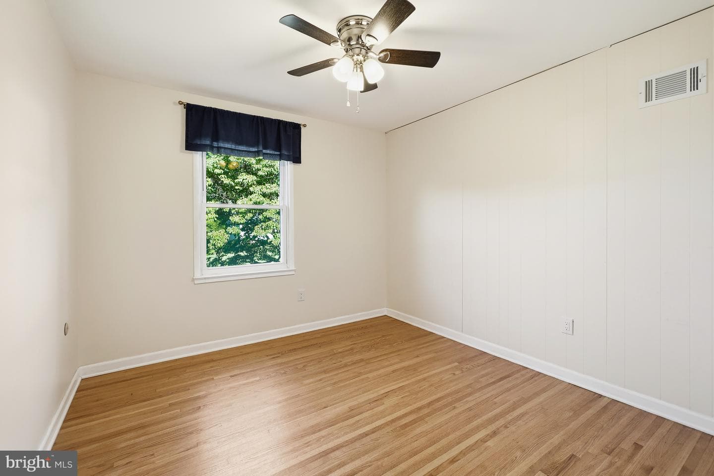 14905 Cobblestone Drive photo 21