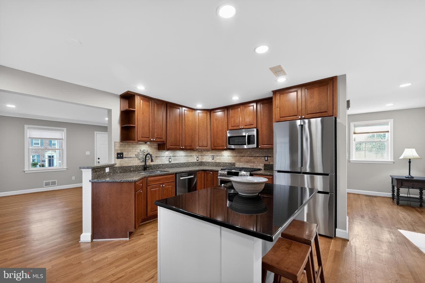 1724 Dublin Drive photo 2
