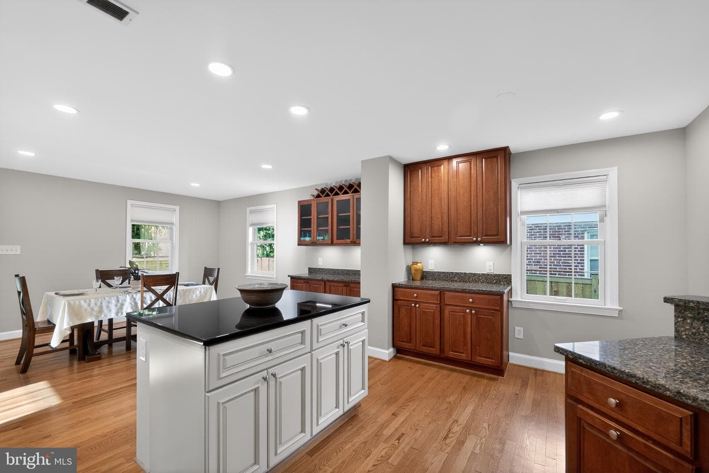 1724 Dublin Drive photo 4