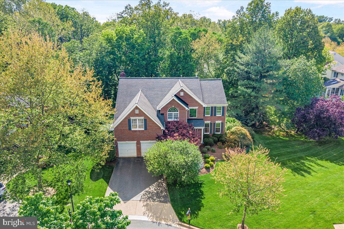 4 Deer Trail Court photo 3
