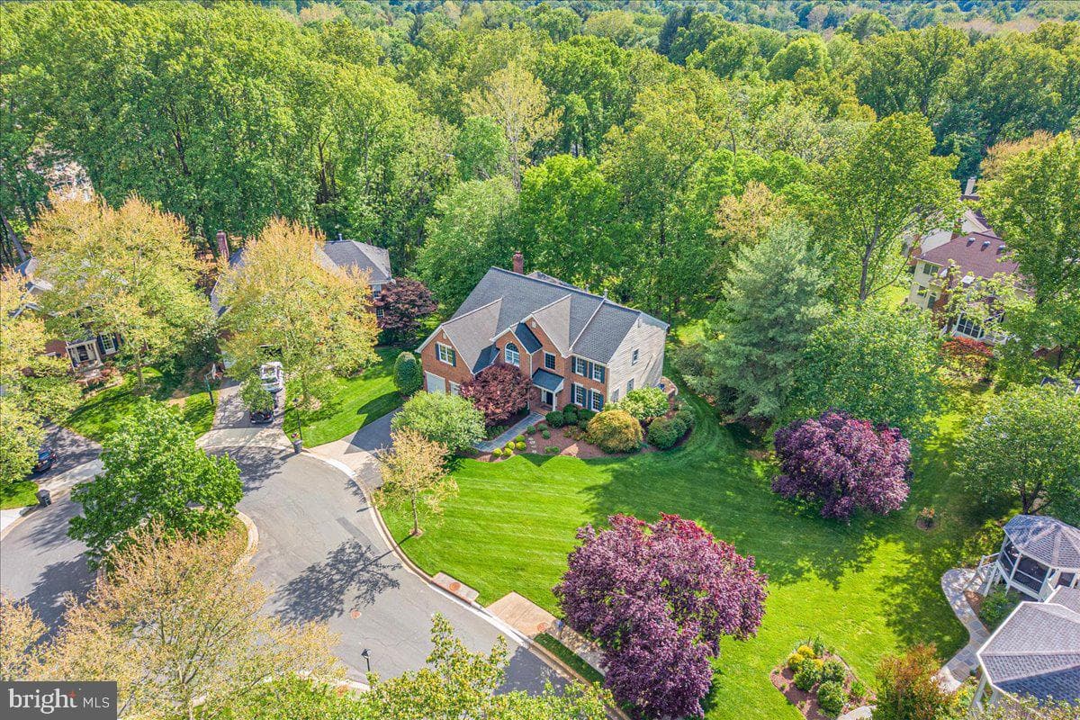 4 Deer Trail Court photo 66