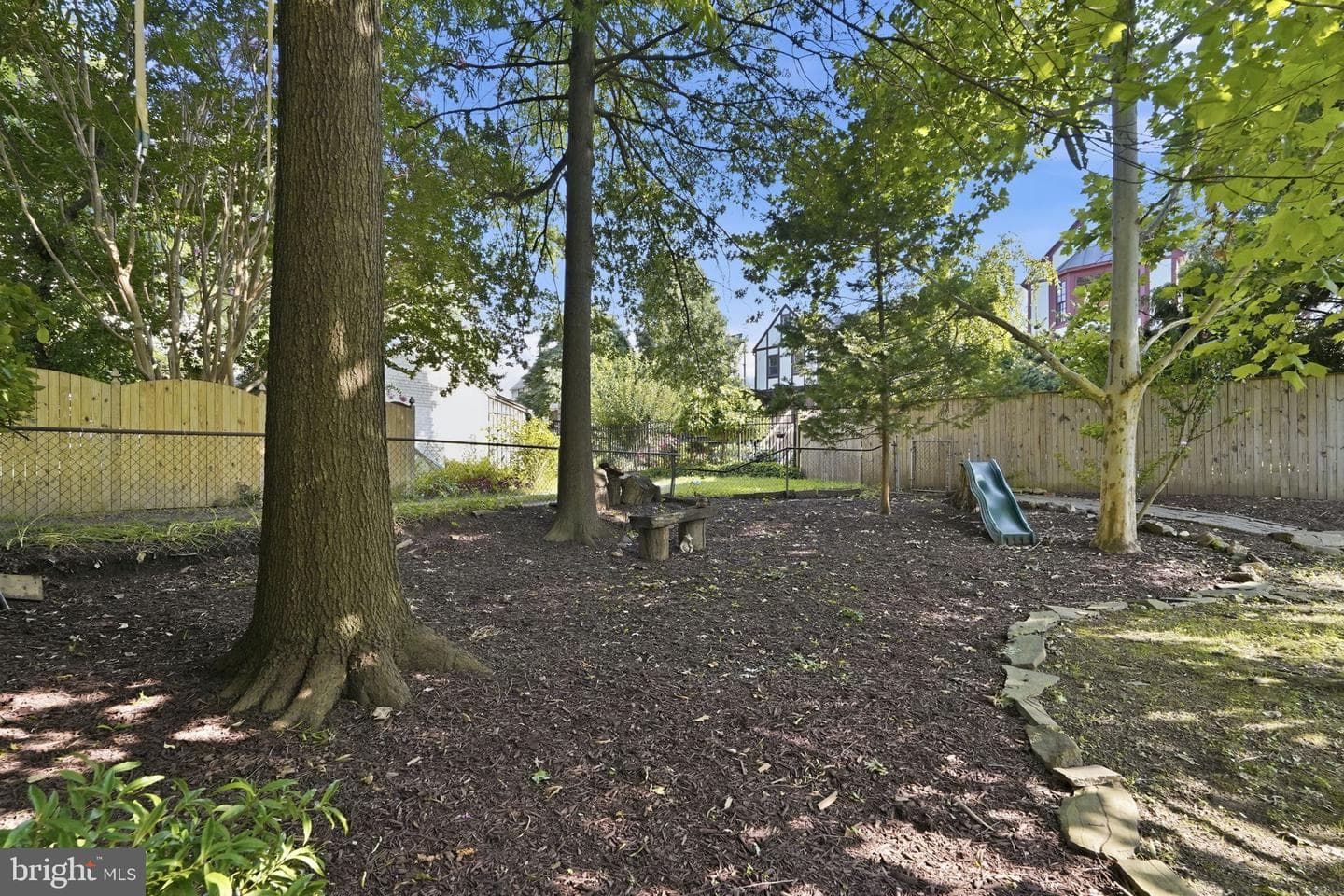 710 Wayne Avenue photo 35