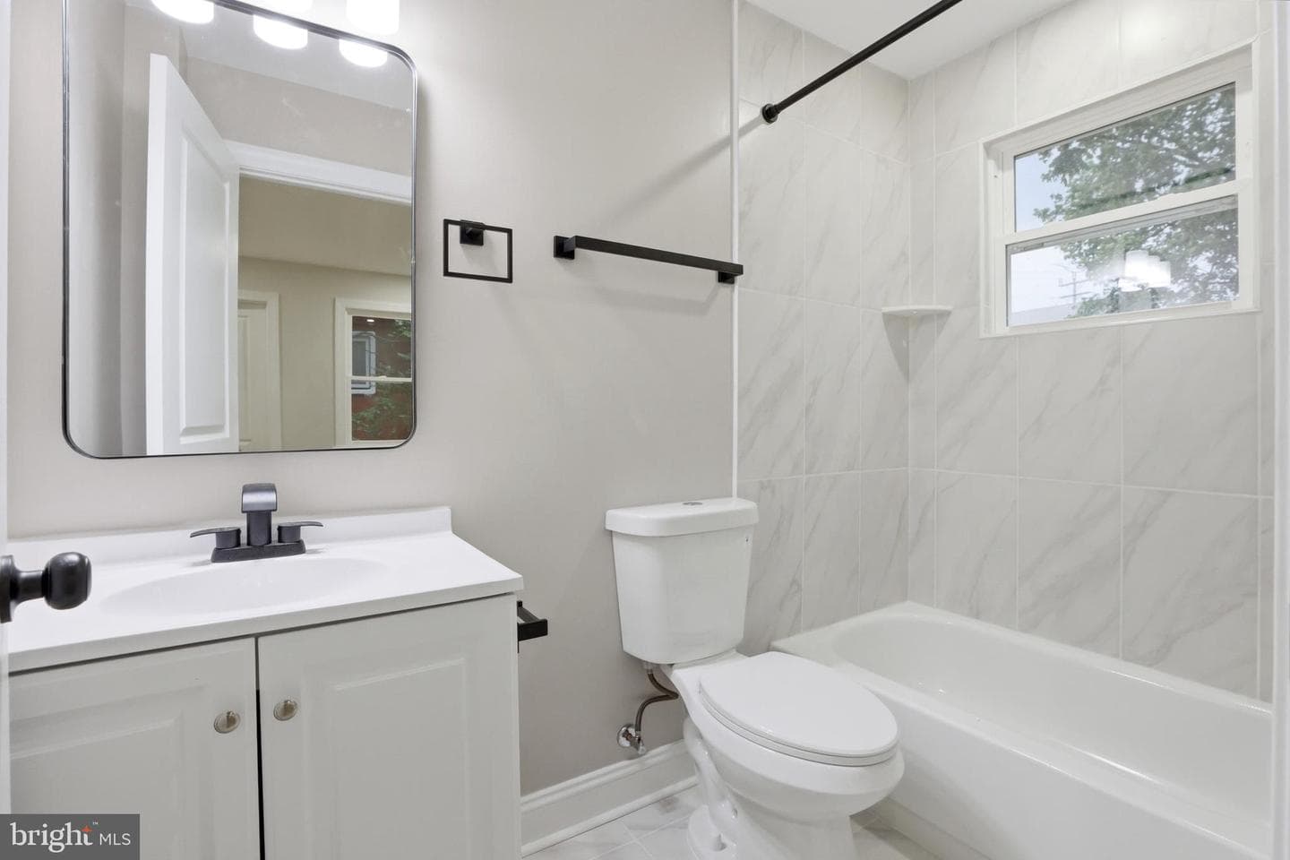 805 Langley Drive photo 19