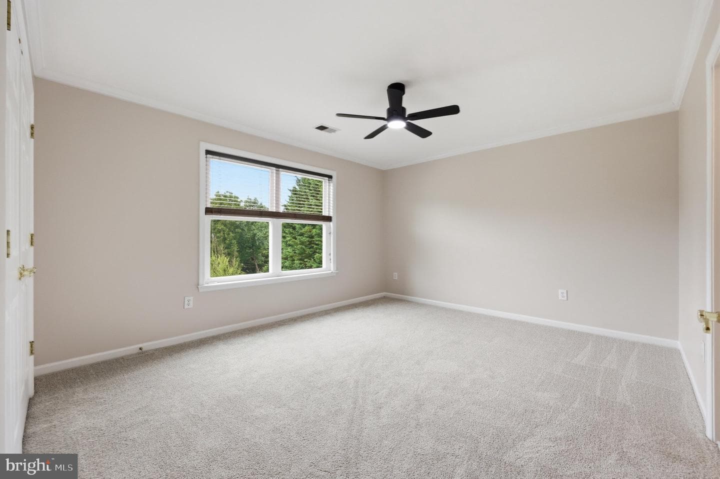 9609 Farmview Court photo 36