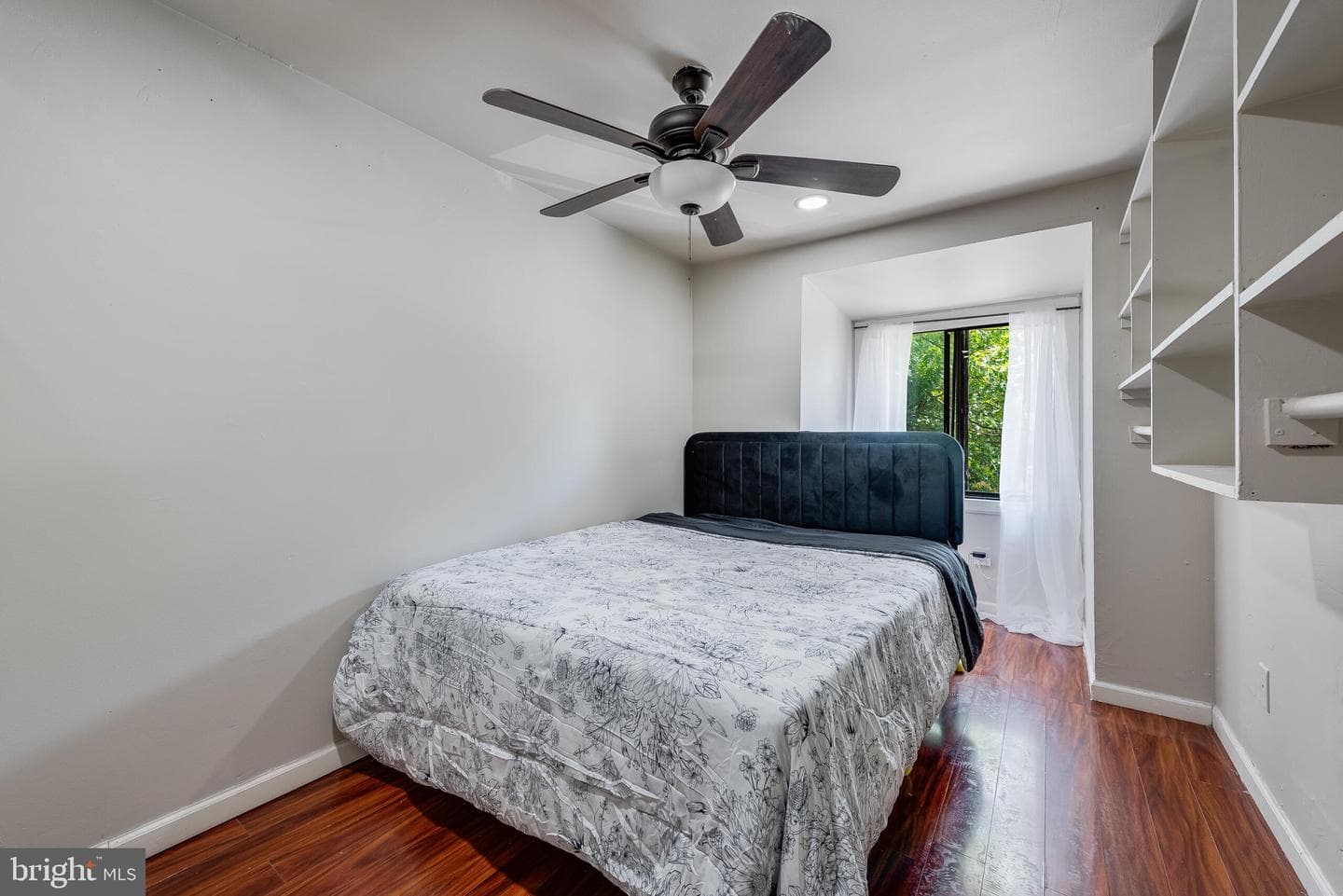 9437 Chadburn Place photo 11