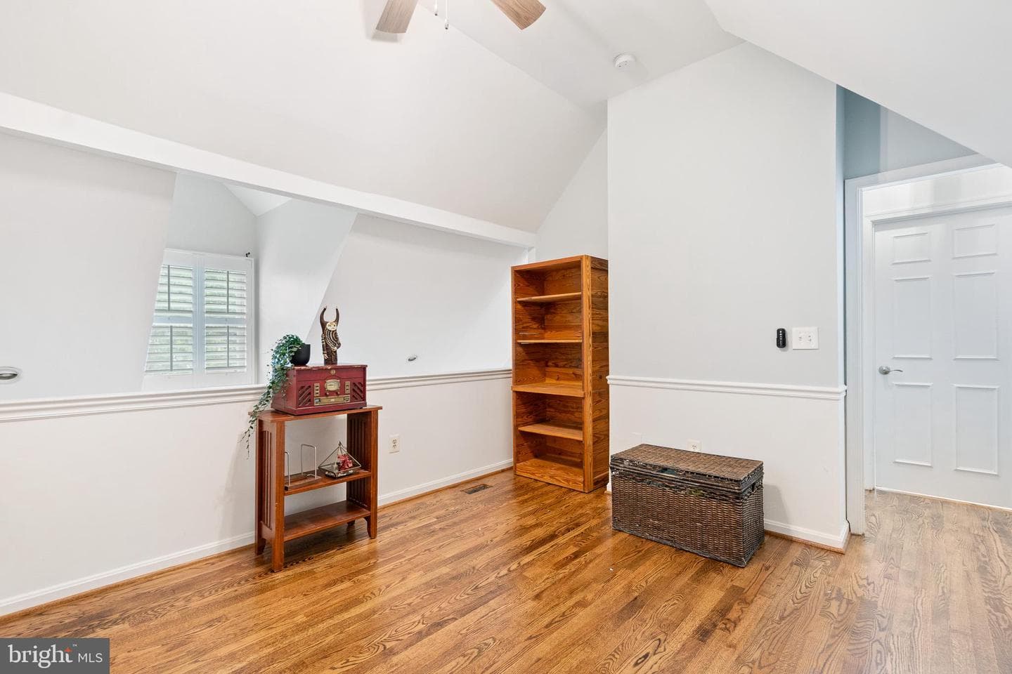 17401 Blossom View Drive photo 14
