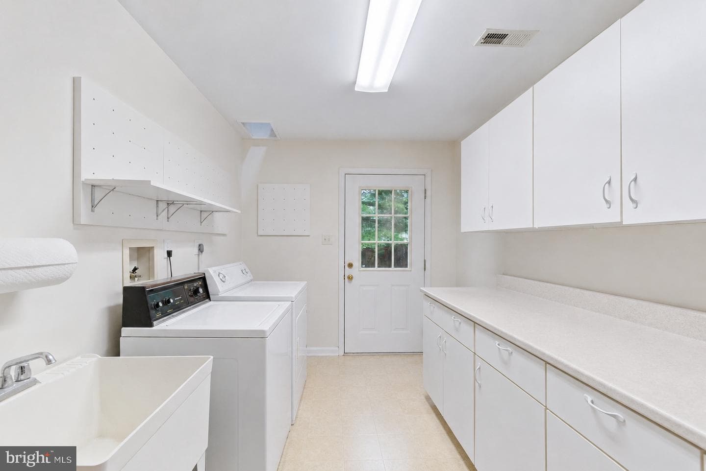 17401 Blossom View Drive photo 24