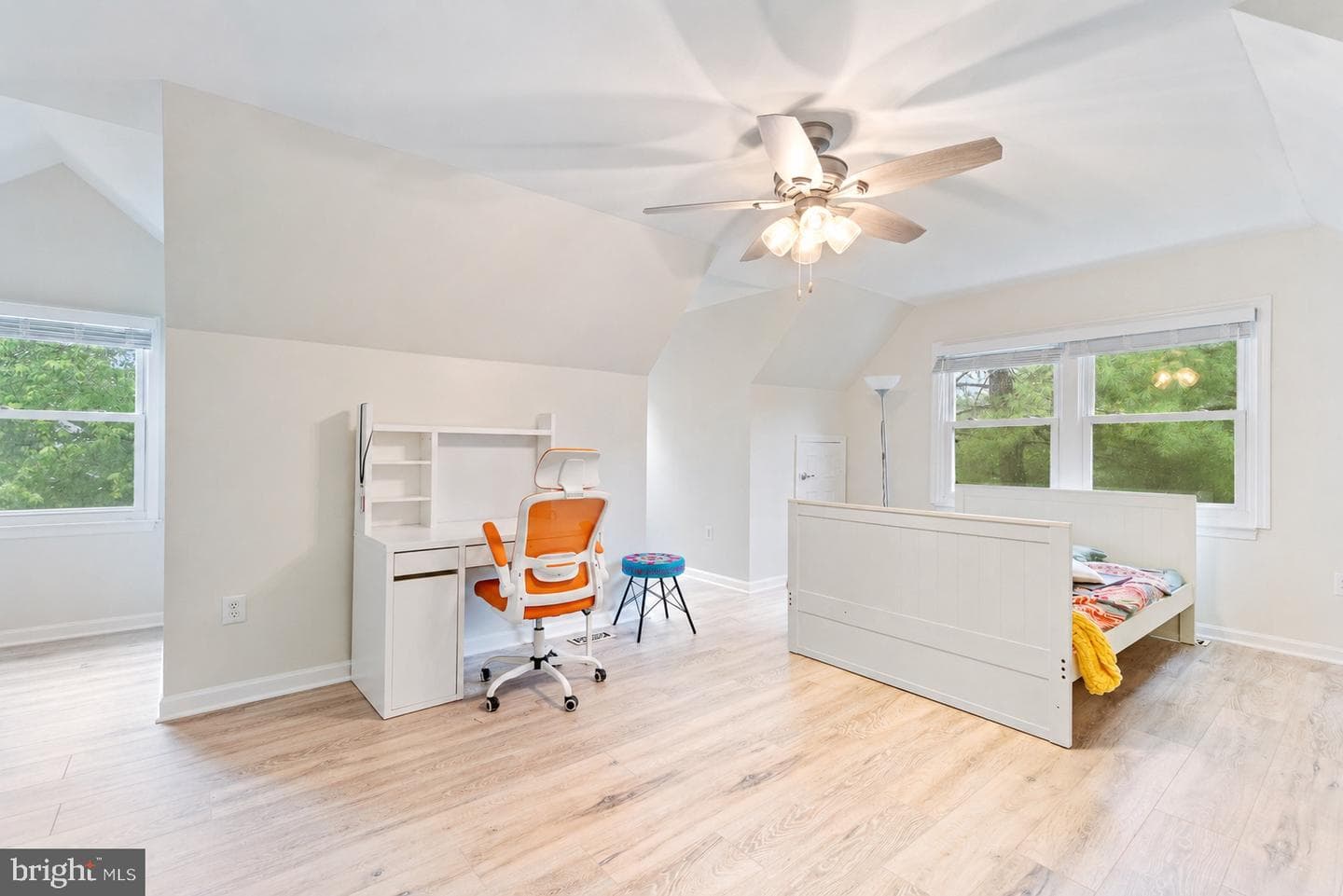 17401 Blossom View Drive photo 26