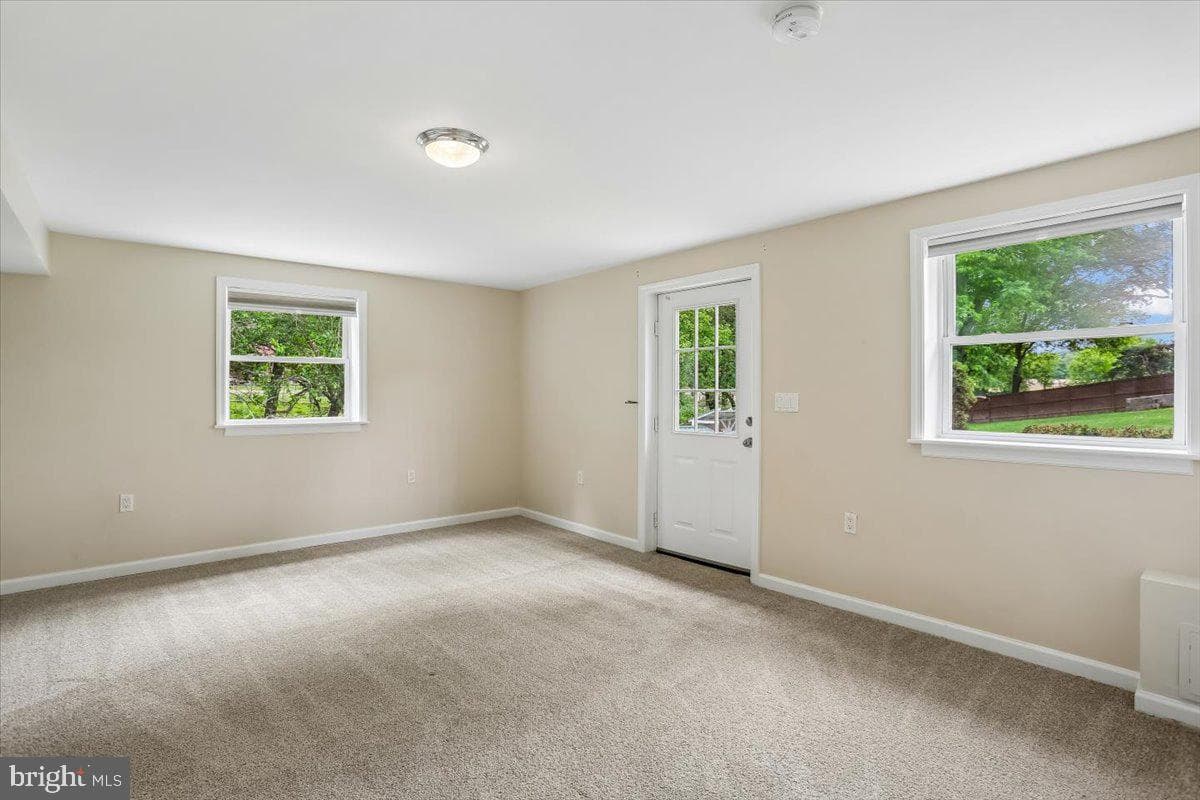 25520 Jonnie Court photo 31