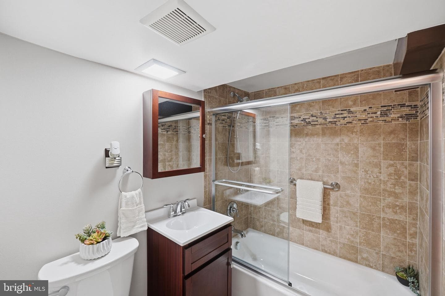 10713 Gregory Street photo 28