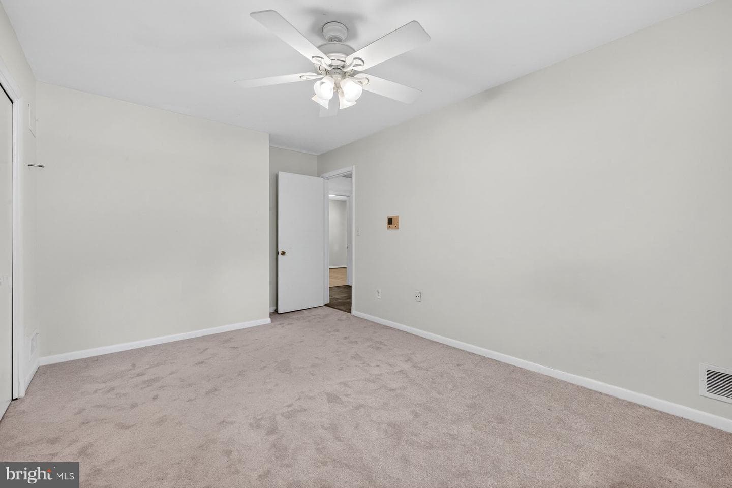 3101 Brooklawn Terrace photo 18
