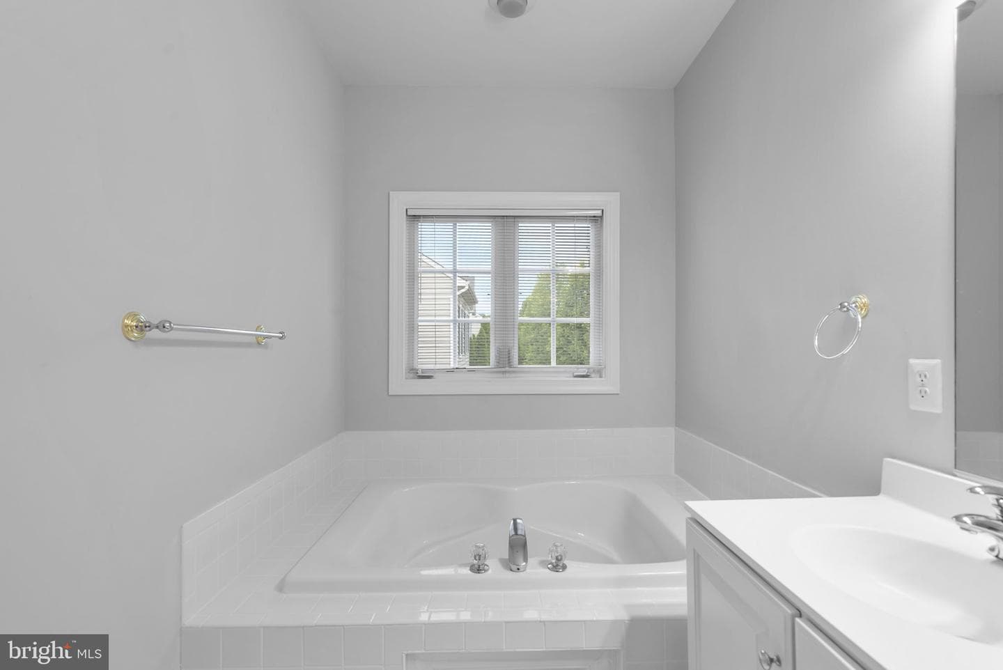 14041 Rockingham Road photo 31