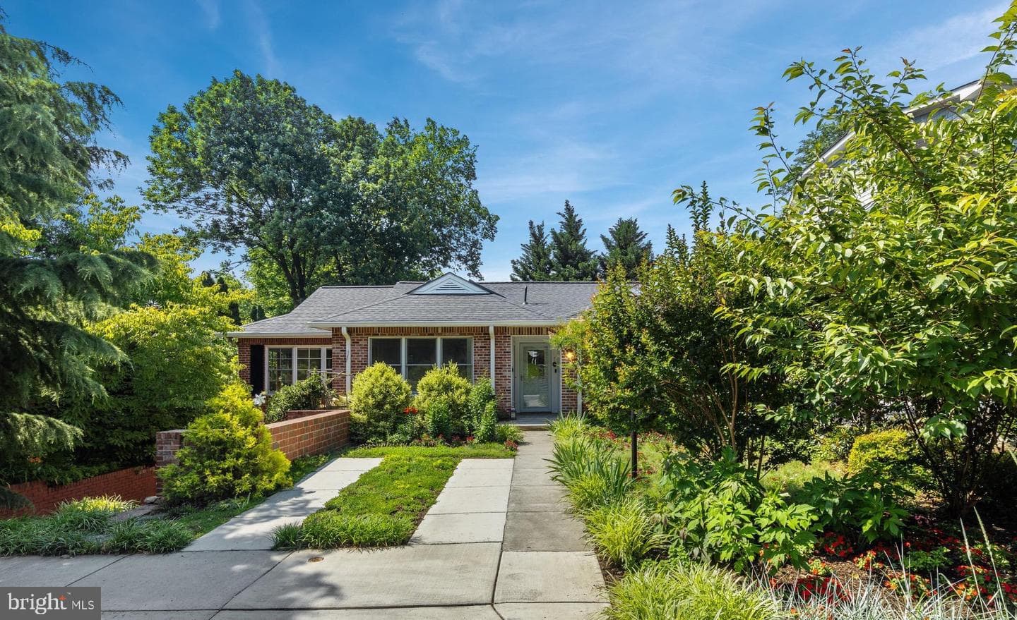 4804 Morgan Drive photo 1