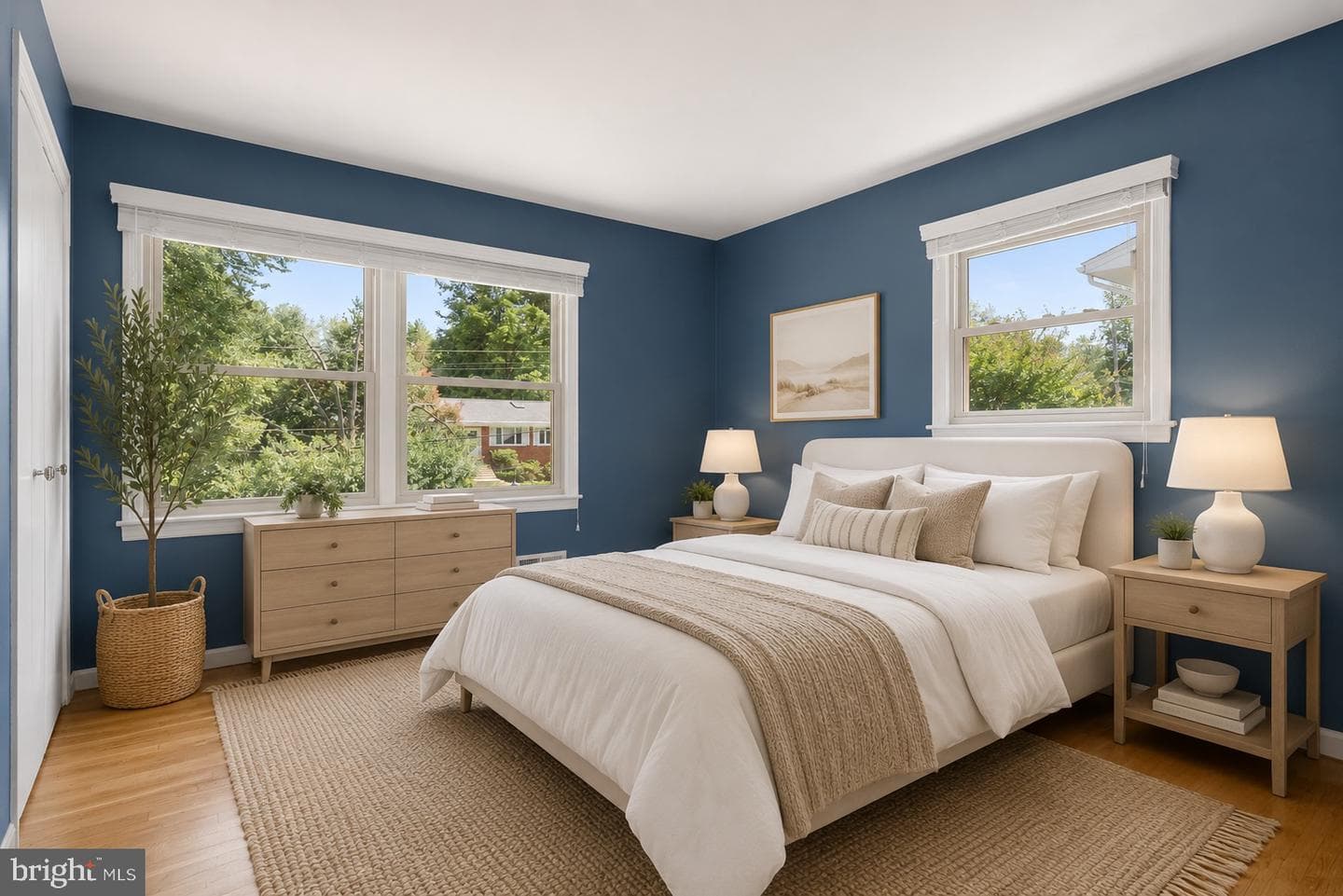 822 Loxford Terrace photo 28