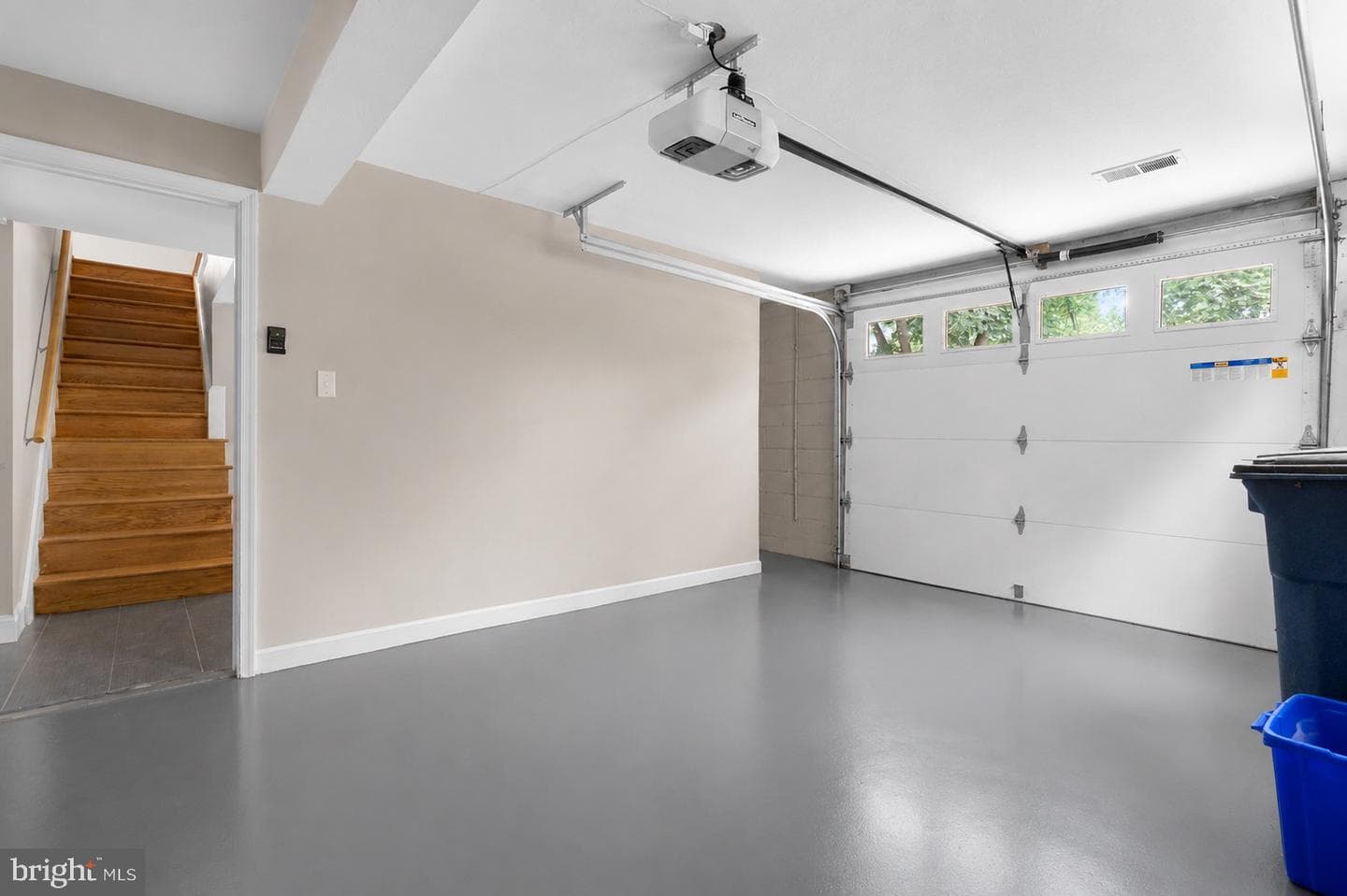 822 Loxford Terrace photo 52