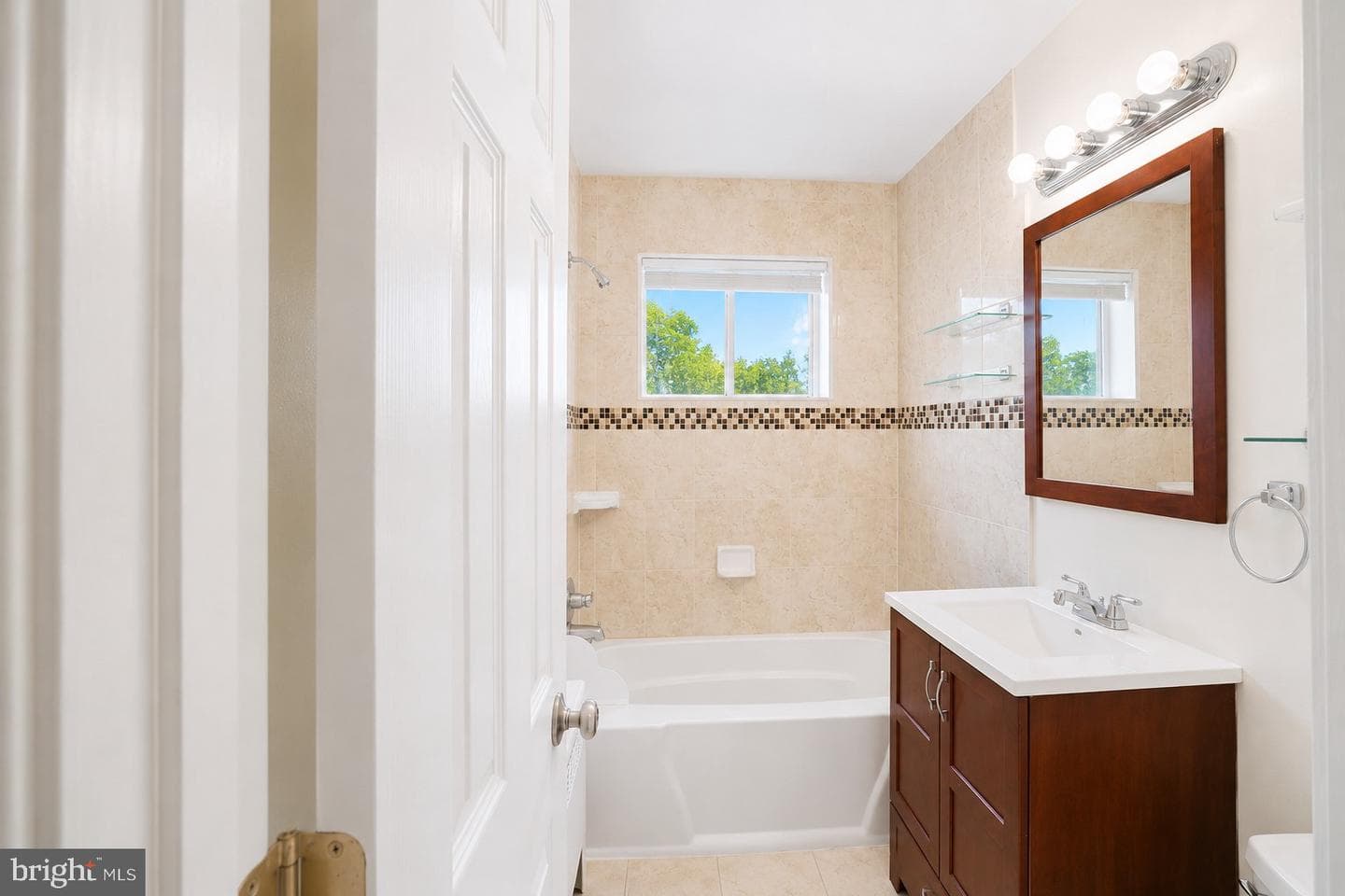 614 Sligo Avenue #211 photo 24