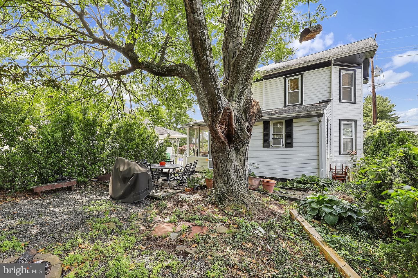13 Cedar Avenue photo 20