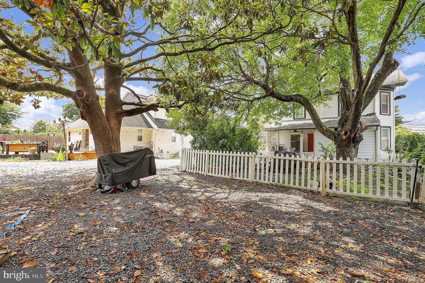 13 Cedar Avenue photo 27