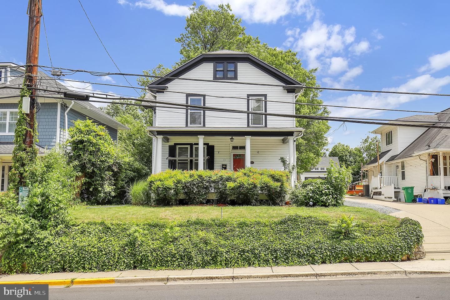 13 Cedar Avenue photo 3