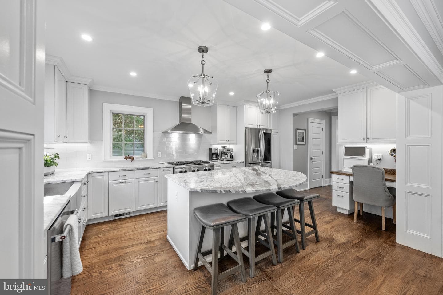 4400 Highland Avenue photo 6