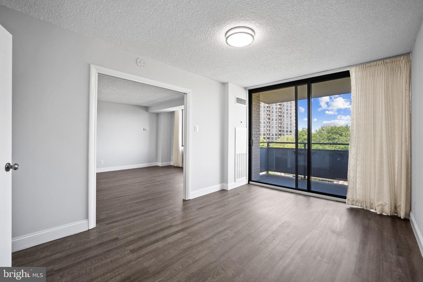 5225 Pooks Hill Road #321s photo 16