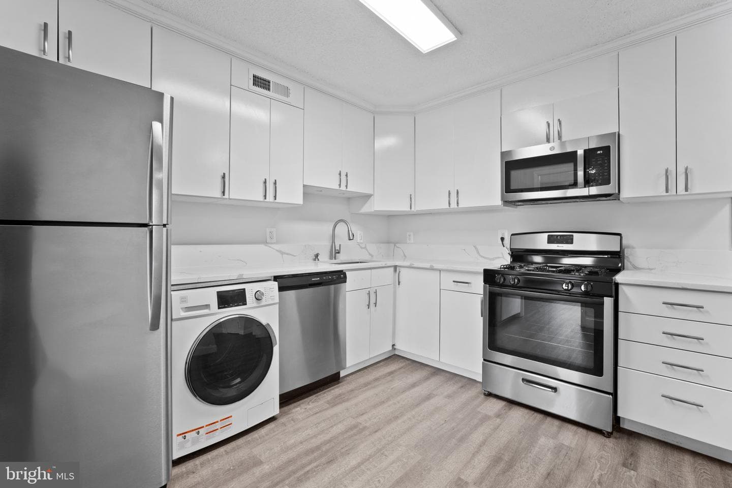 5225 Pooks Hill Road #321s photo 5