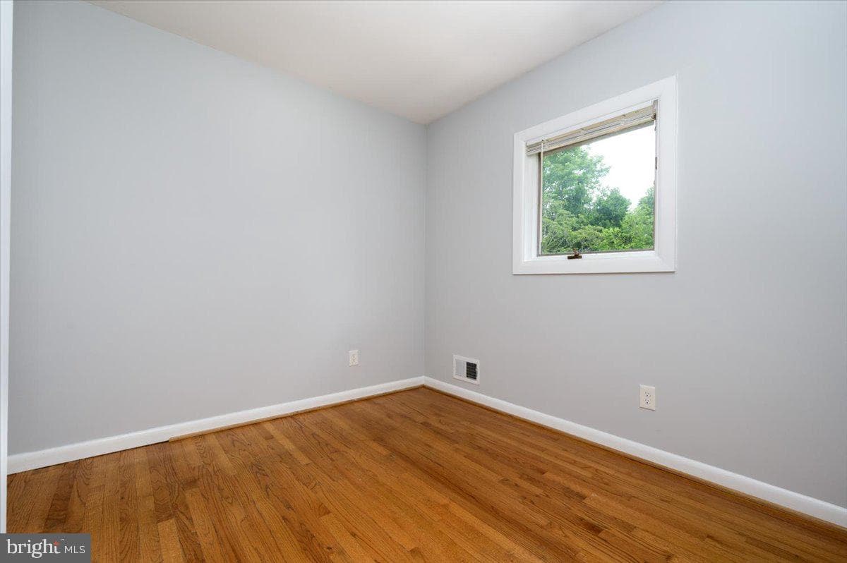 15617 Allnutt Ln photo 25
