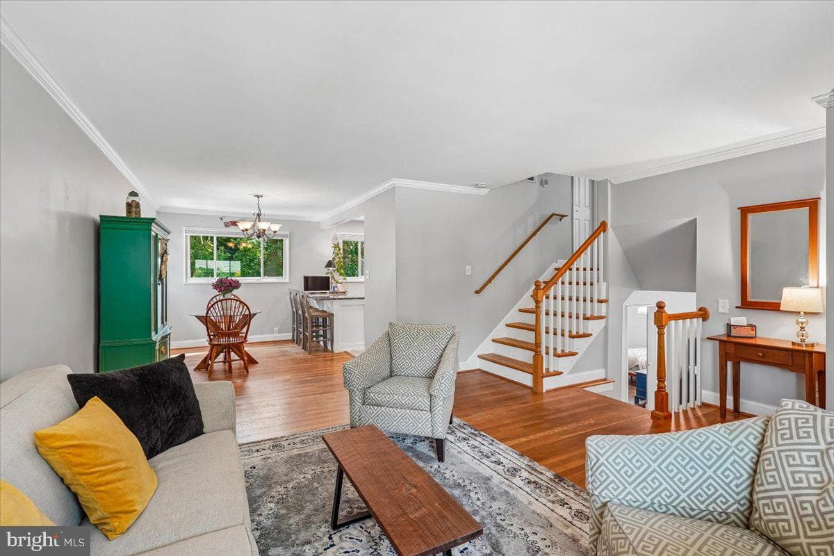 11111 Lund Place photo 4
