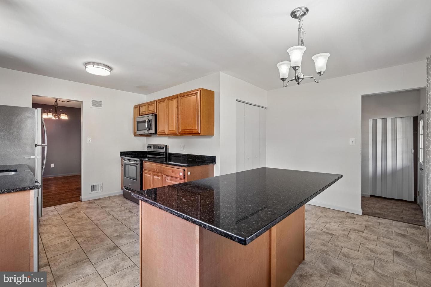 2806 Vixen Lane photo 5