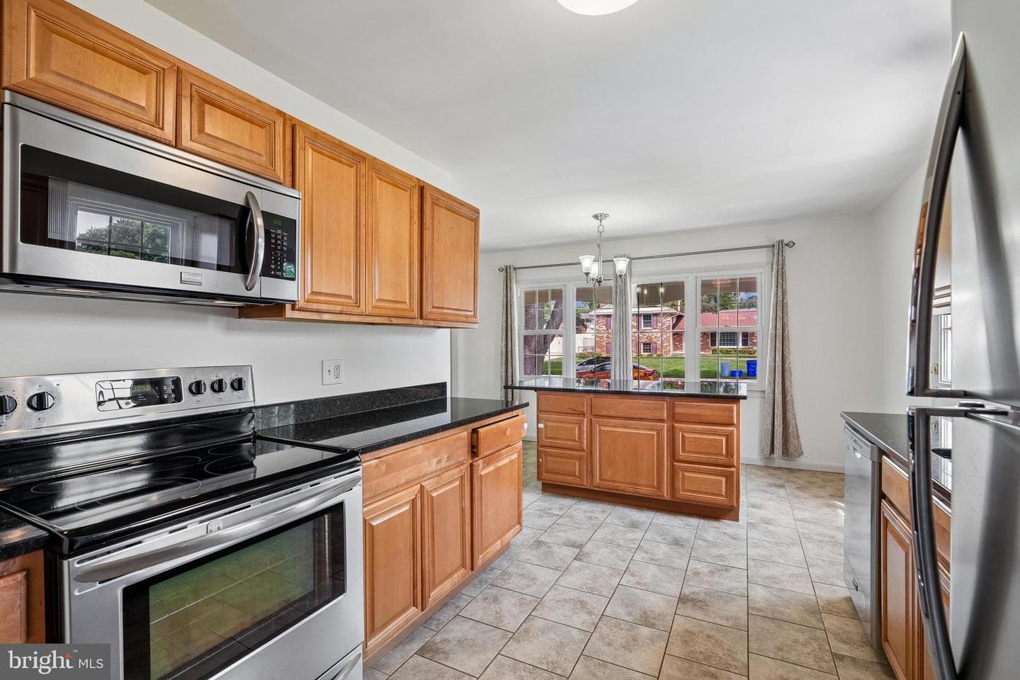 2806 Vixen Lane photo 9