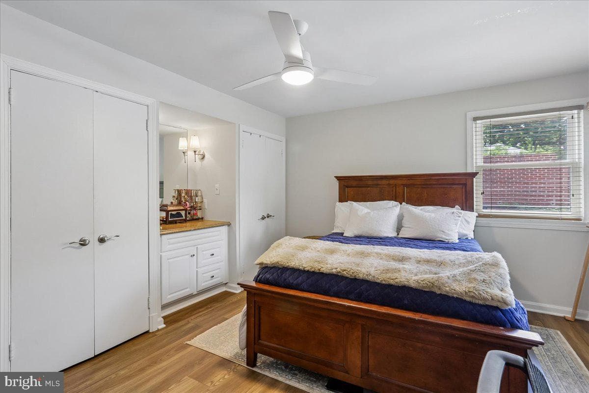 10123 Capitol View Avenue photo 16