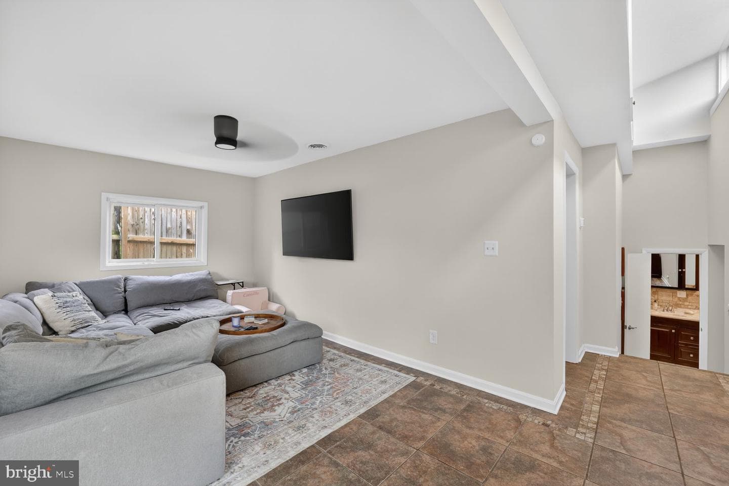 10123 Capitol View Avenue photo 20