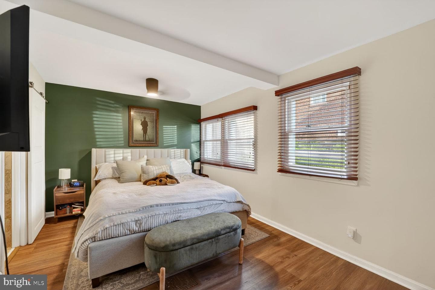 10123 Capitol View Avenue photo 8